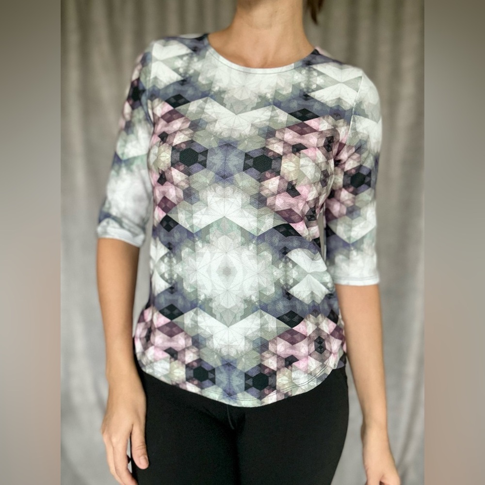 Bar III Geometric Shirt Top Elbow Length Sleeves, Women’s Small